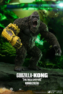 The New Empire Soft Vinyl Statue Kong with B.E.A.S.T. Glove 30 cm